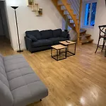 Large Elegant Duplex - 5 Bedroom - Center - Ac *