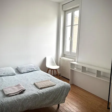 Large Elegant Duplex - 5 Bedroom - Center - Ac Apartmán *