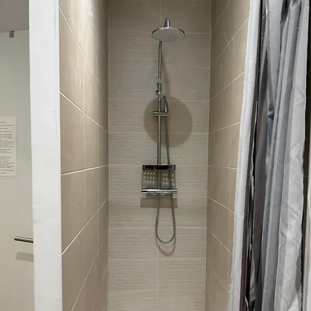 Large Elegant Duplex - 5 Bedroom - Center - Ac Apartmán